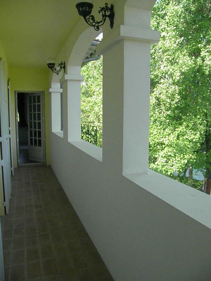 L'Escalere Bed & Breakfast Arnaud-Guilhem Exterior photo